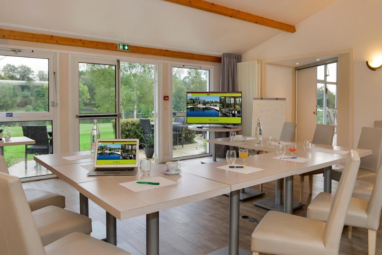 Logis Hotel Val De Vienne Le Vigeant Экстерьер фото