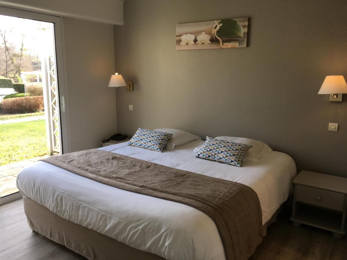 Logis Hotel Val De Vienne Le Vigeant Экстерьер фото
