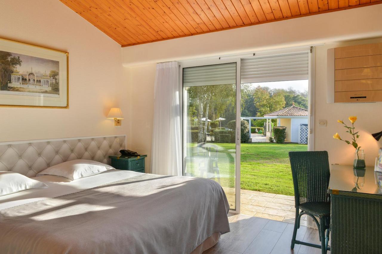 Logis Hotel Val De Vienne Le Vigeant Экстерьер фото
